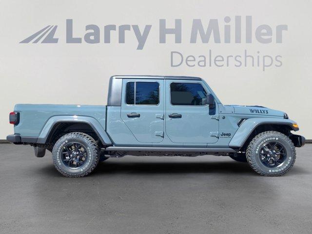 new 2025 Jeep Gladiator car, priced at $46,135