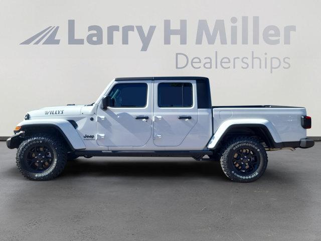 new 2025 Jeep Gladiator car, priced at $45,935