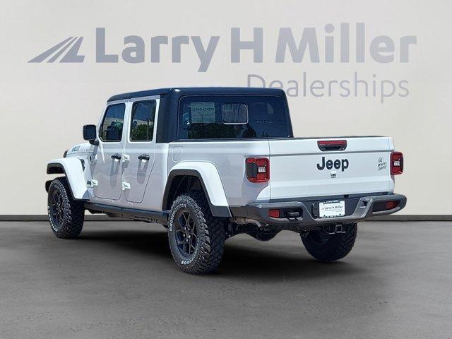 new 2025 Jeep Gladiator car, priced at $46,782