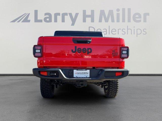 new 2025 Jeep Gladiator car, priced at $45,333