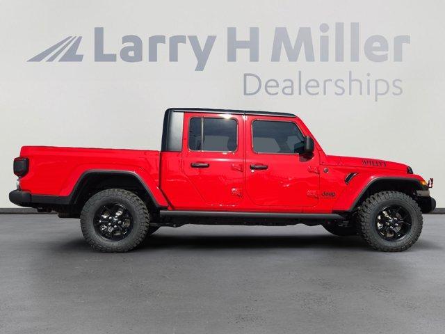 new 2025 Jeep Gladiator car, priced at $45,333