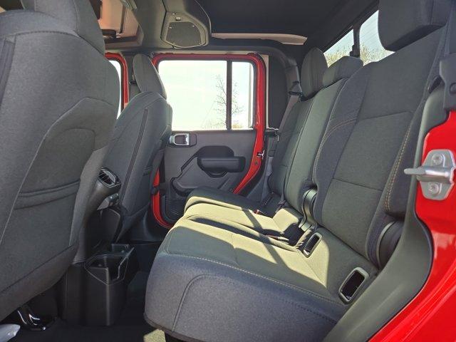 new 2025 Jeep Gladiator car, priced at $45,333
