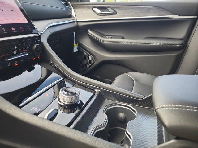 new 2025 Jeep Grand Cherokee L car, priced at $47,965