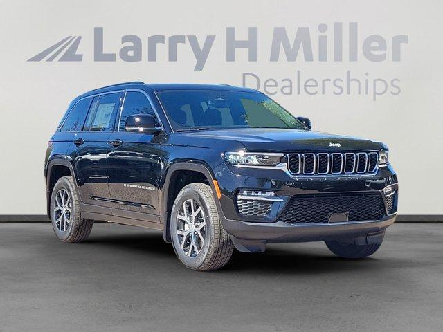 new 2025 Jeep Grand Cherokee car, priced at $43,915