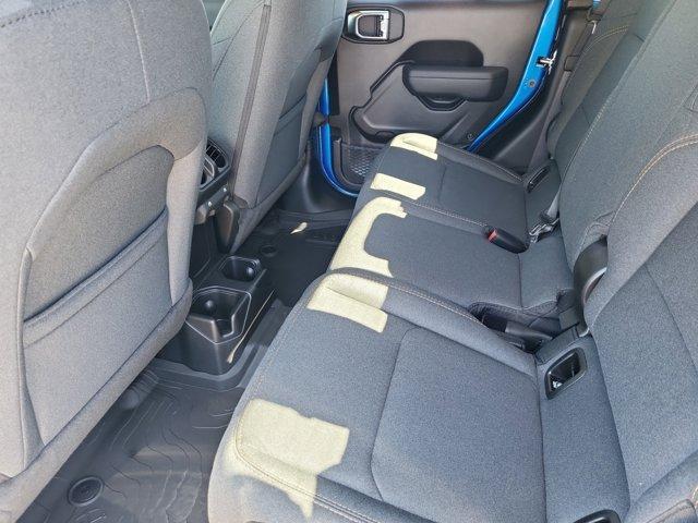 new 2025 Jeep Gladiator car, priced at $45,246