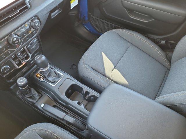 new 2025 Jeep Gladiator car, priced at $45,246