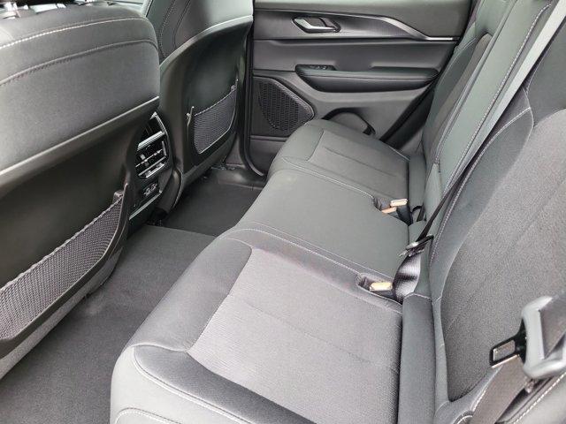 new 2025 Jeep Grand Cherokee car, priced at $39,590