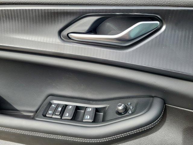 new 2025 Jeep Grand Cherokee car, priced at $39,590