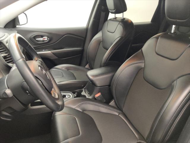 used 2020 Jeep Cherokee car, priced at $18,995