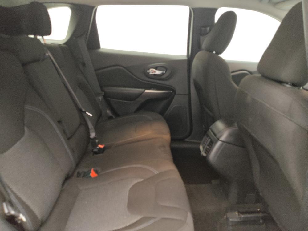 used 2020 Jeep Cherokee car, priced at $19,595