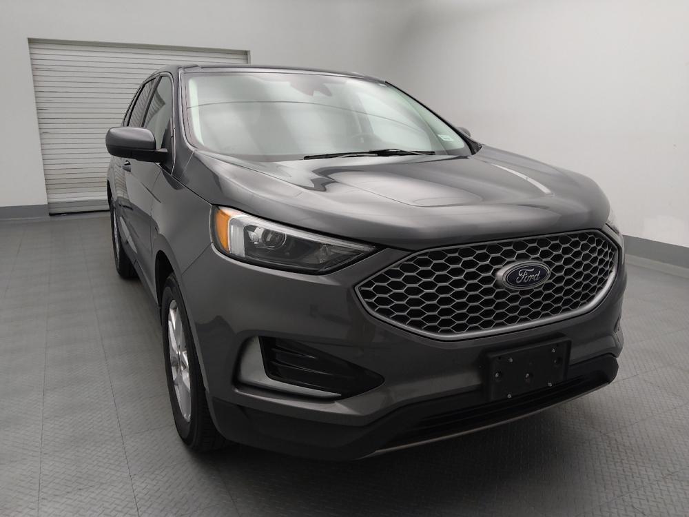 used 2024 Ford Edge car, priced at $24,595
