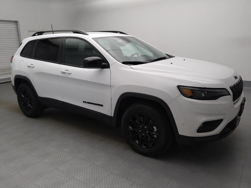 used 2023 Jeep Cherokee car, priced at $25,895