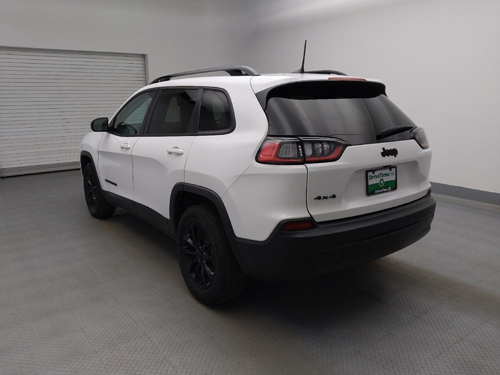 used 2023 Jeep Cherokee car, priced at $25,895