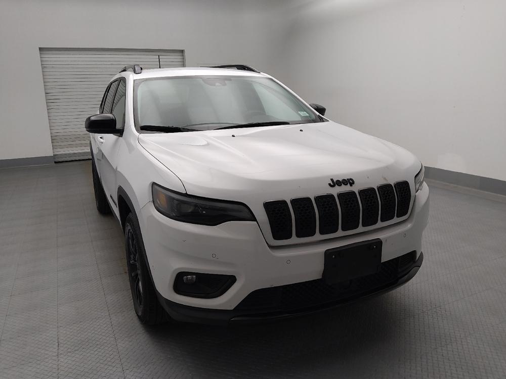 used 2023 Jeep Cherokee car, priced at $25,895