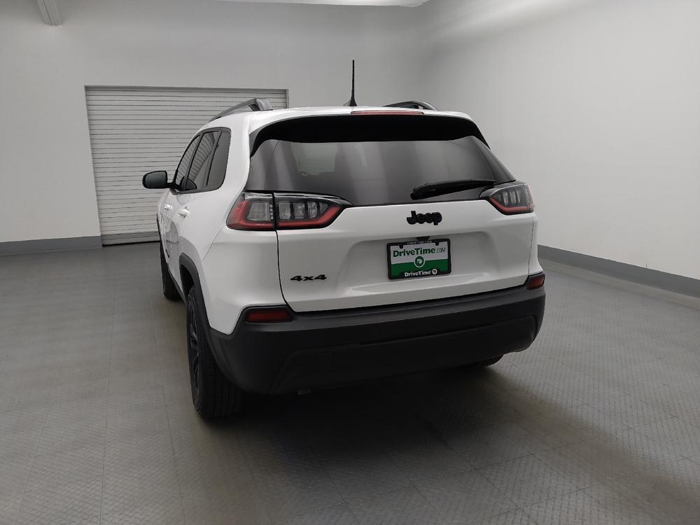 used 2023 Jeep Cherokee car, priced at $25,895