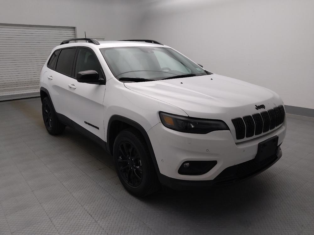 used 2023 Jeep Cherokee car, priced at $25,895