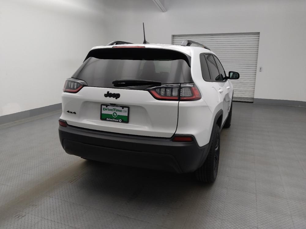 used 2023 Jeep Cherokee car, priced at $25,895