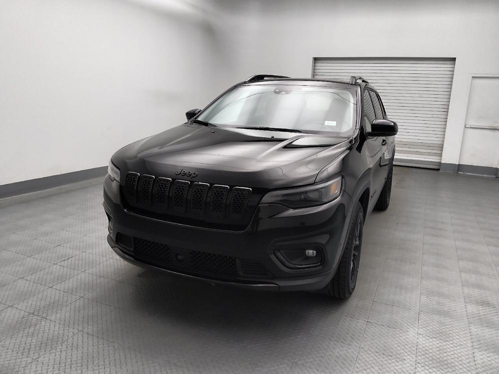 used 2023 Jeep Cherokee car, priced at $26,395
