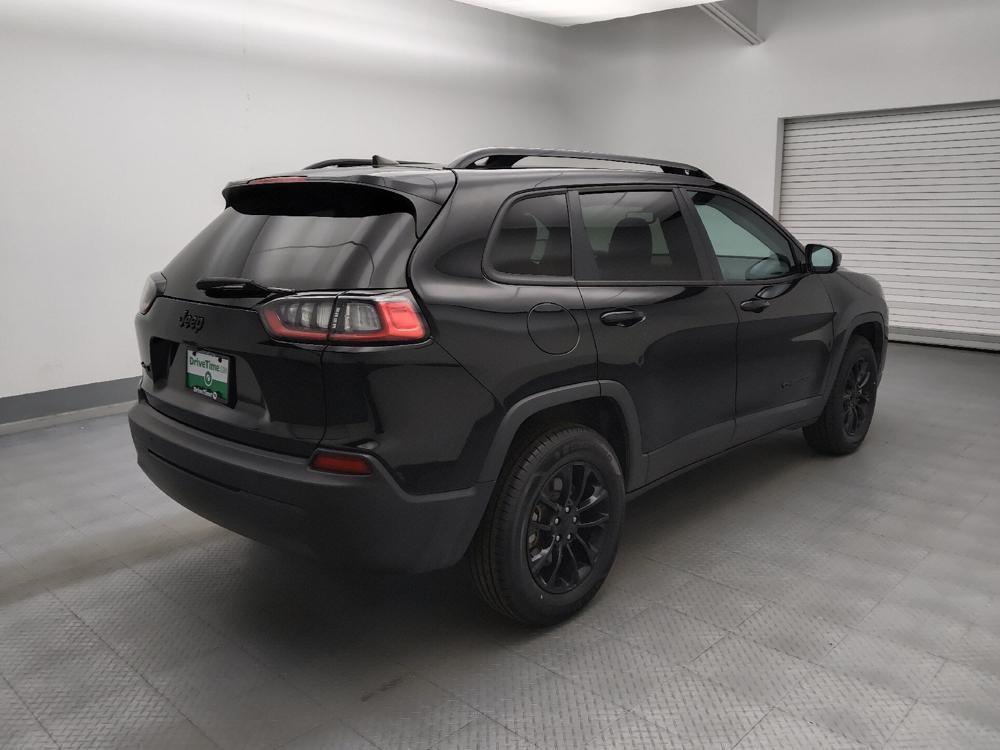 used 2023 Jeep Cherokee car, priced at $26,395
