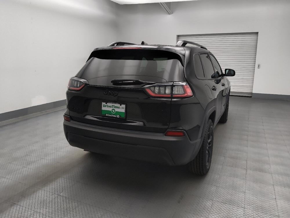 used 2023 Jeep Cherokee car, priced at $26,395