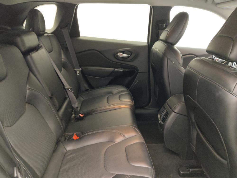 used 2023 Jeep Cherokee car, priced at $26,395