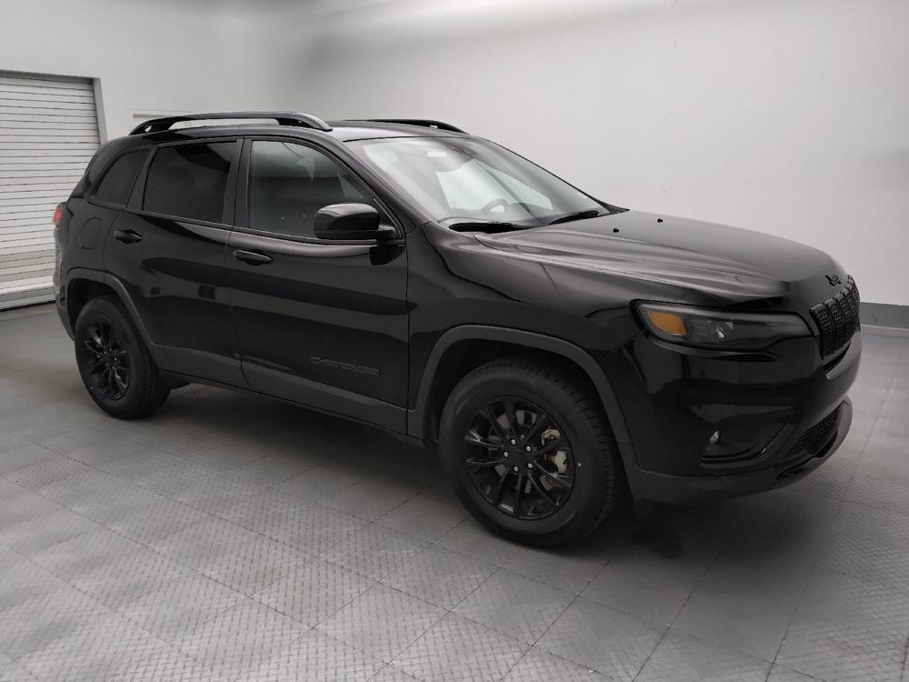 used 2023 Jeep Cherokee car, priced at $26,395