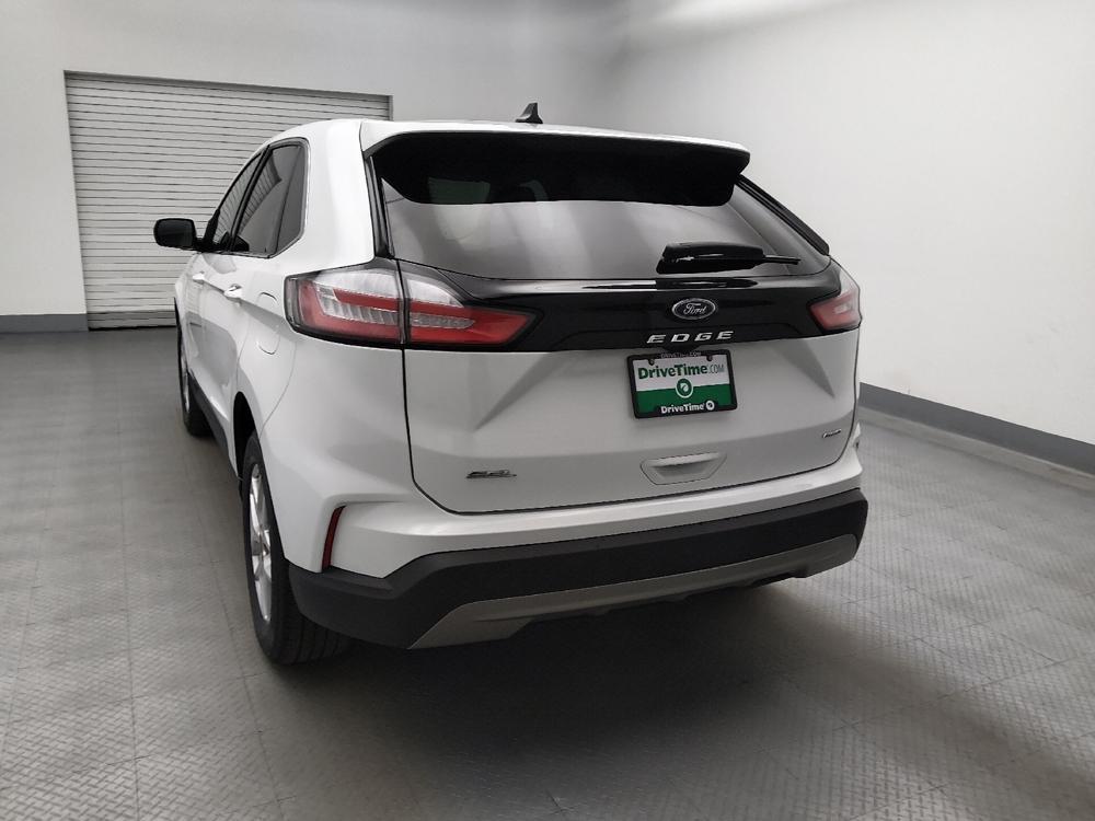 used 2024 Ford Edge car, priced at $28,395