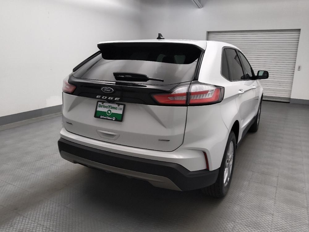 used 2024 Ford Edge car, priced at $28,395
