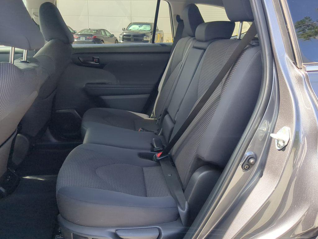 used 2024 Toyota Highlander car, priced at $32,984