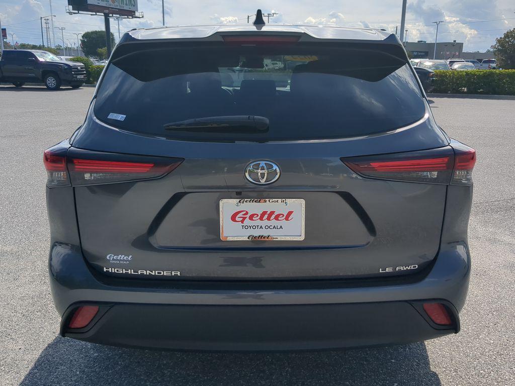 used 2024 Toyota Highlander car, priced at $32,984