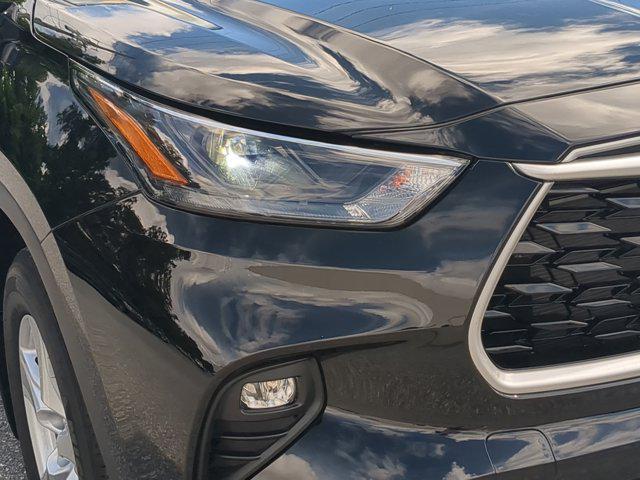 used 2024 Toyota Highlander car