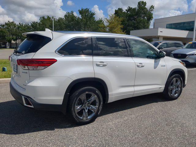used 2019 Toyota Highlander Hybrid car, priced at $34,982