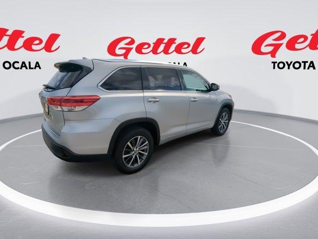 used 2017 Toyota Highlander car, priced at $18,583