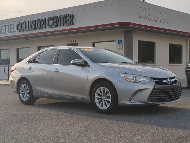 used 2015 Toyota Camry Hybrid car, priced at $11,984