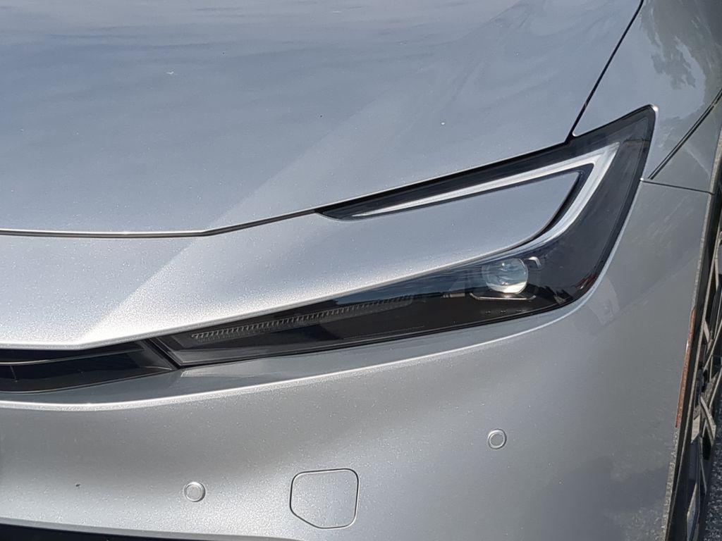 new 2026 Toyota Prius Plug-In Hybrid car, priced at $38,969