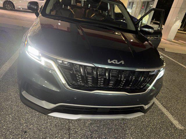 used 2023 Kia Carnival car, priced at $28,381