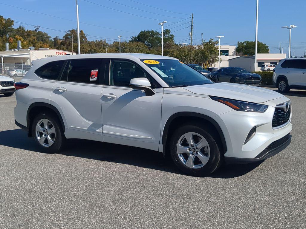 used 2023 Toyota Highlander car, priced at $30,982