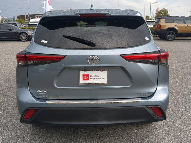 used 2023 Toyota Highlander car, priced at $37,581