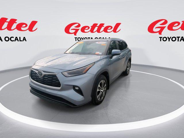 used 2023 Toyota Highlander car, priced at $37,581