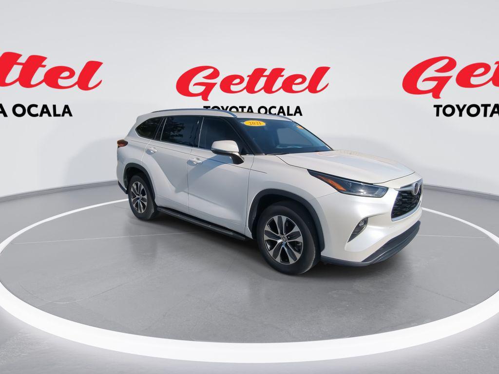 used 2021 Toyota Highlander car, priced at $29,882