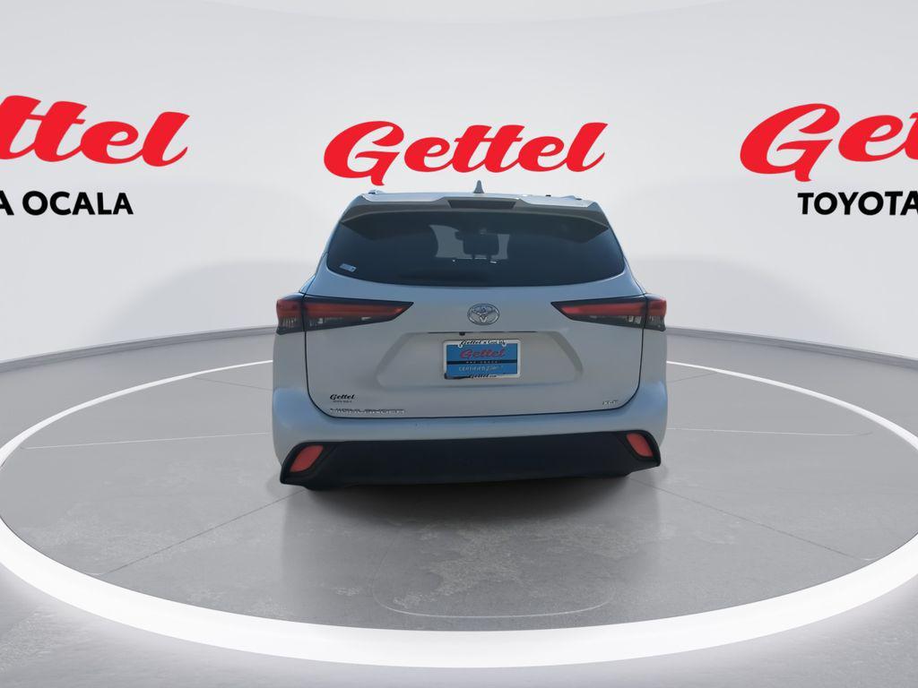 used 2021 Toyota Highlander car, priced at $29,882