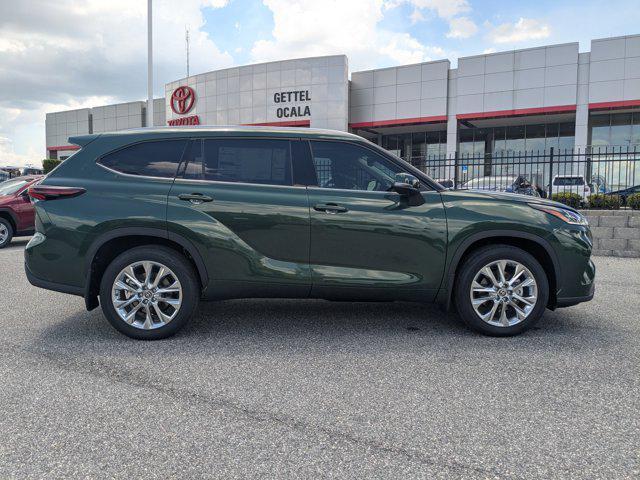 new 2025 Toyota Highlander car, priced at $52,600