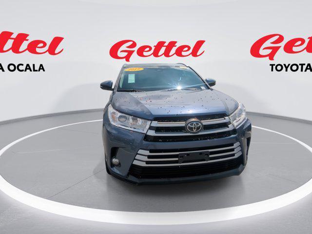 used 2022 Toyota Highlander car, priced at $38,981