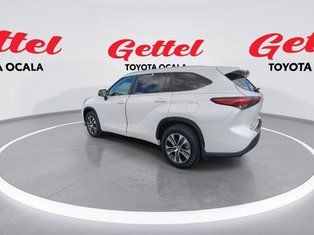 used 2023 Toyota Highlander car, priced at $36,681