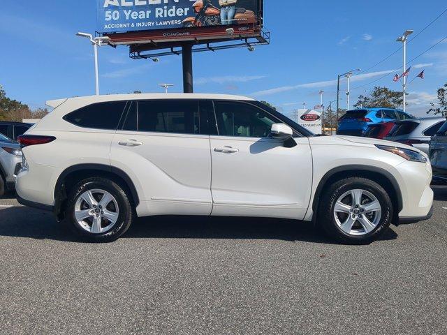 used 2021 Toyota Highlander car, priced at $28,981