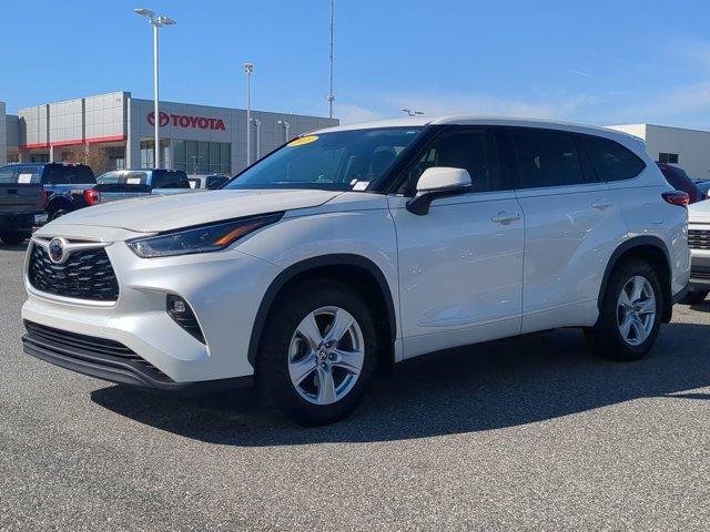 used 2021 Toyota Highlander car, priced at $28,981