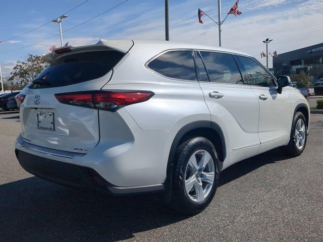 used 2021 Toyota Highlander car, priced at $28,981