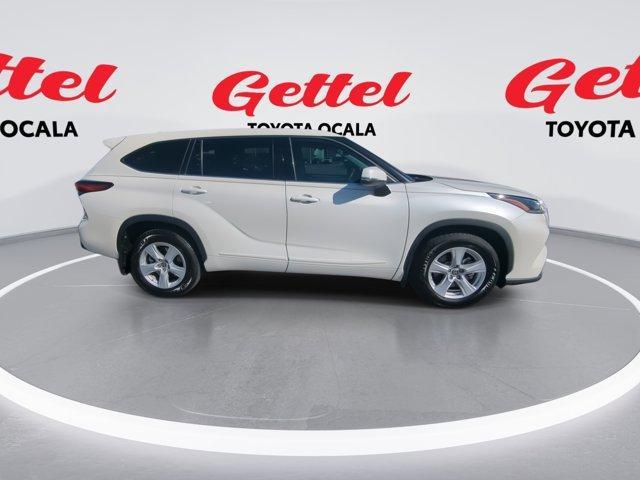 used 2021 Toyota Highlander car, priced at $28,981