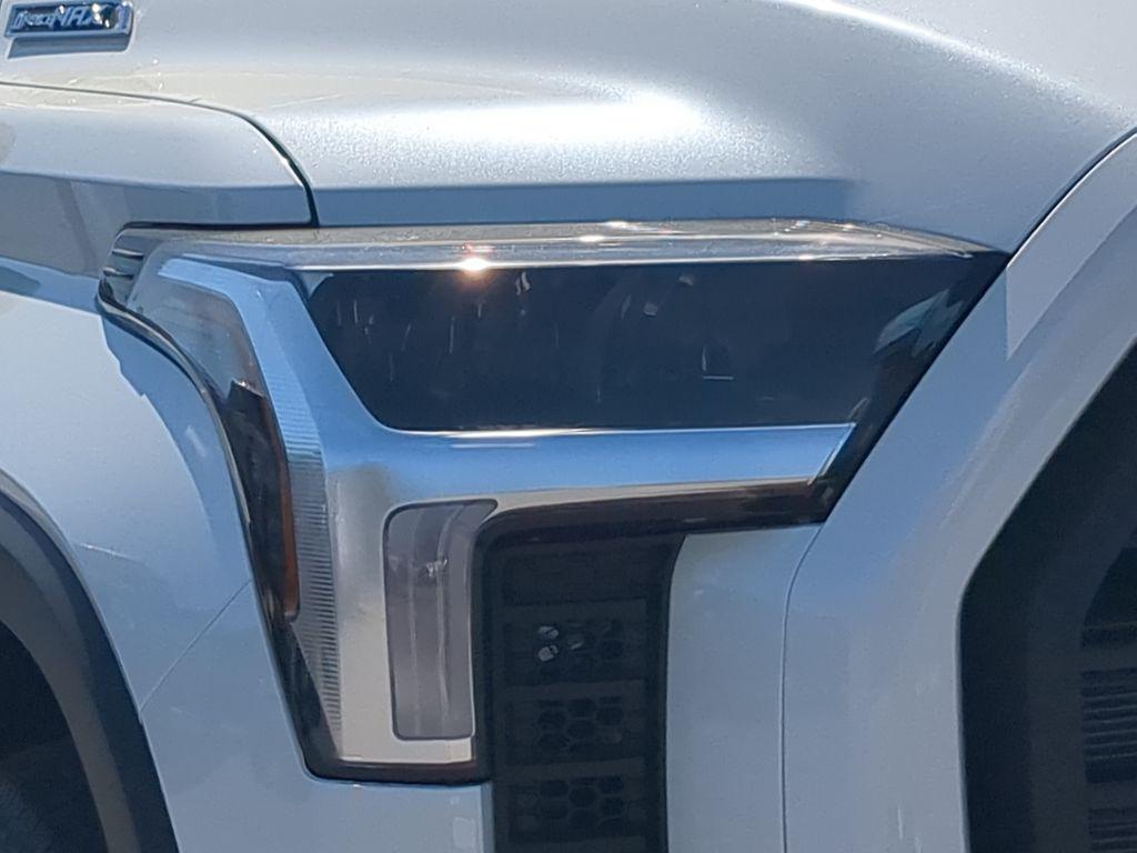 new 2025 Toyota Tundra Hybrid car, priced at $70,138