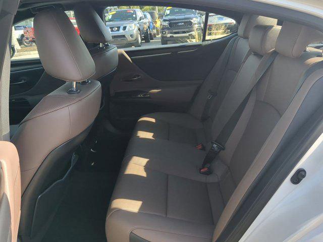 used 2024 Lexus ES 350 car